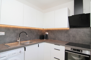 Pronájem bytu 2+1 v osobním vlastnictví 56 m², Nová Role