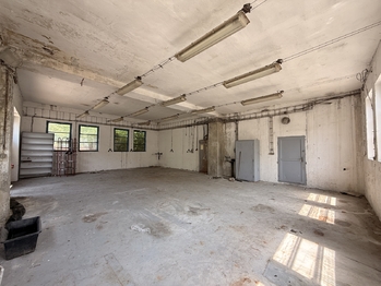 Pronájem garáže 104 m², Holešov