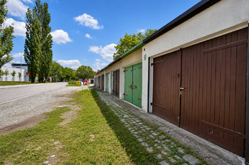 Prodej garáže 19 m², Poděbrady