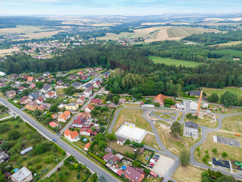 Prodej pozemku 678 m², Břasy