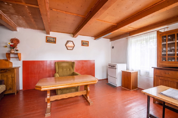 Prodej pozemku 678 m², Břasy