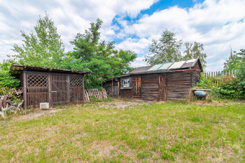Prodej pozemku 678 m², Břasy