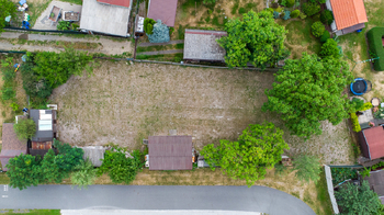 Prodej pozemku 678 m², Břasy