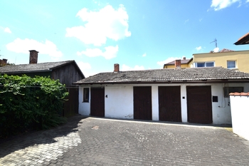 Prodej domu 245 m², Chrást