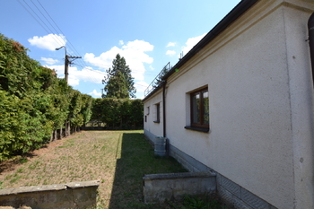 Prodej domu 245 m², Chrást