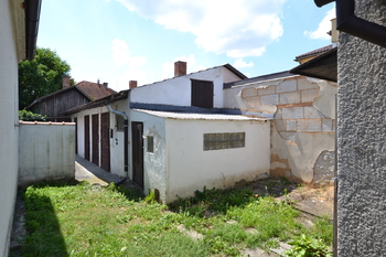 Prodej domu 245 m², Chrást
