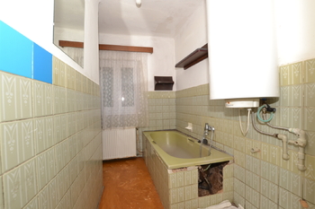 Prodej domu 245 m², Chrást