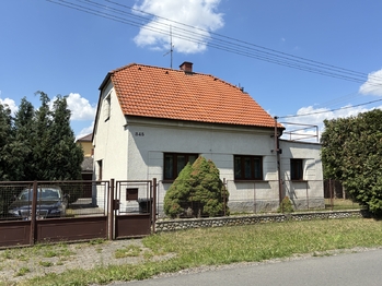 Prodej domu 245 m², Chrást