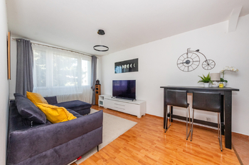 Prodej bytu 2+kk v osobním vlastnictví 41 m², Praha 4 - Michle