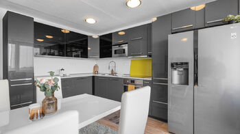 Prodej bytu 3+kk v osobním vlastnictví 69 m², Praha 5 - Stodůlky