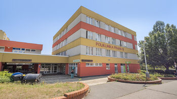Poliklinika přes ulici - Prodej bytu 3+kk v osobním vlastnictví 69 m², Praha 5 - Stodůlky