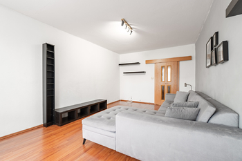 obývací pokoj - Prodej bytu 2+1 v osobním vlastnictví 58 m², Ostrava
