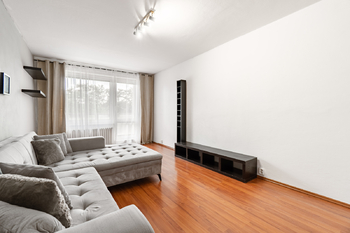 obývací pokoj - Prodej bytu 2+1 v osobním vlastnictví 58 m², Ostrava