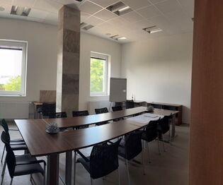 Pronájem kancelářských prostor 80 m², Praha 9 - Horní Počernice
