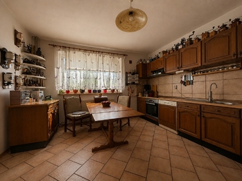 Prodej domu 164 m², Halže