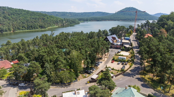 Prodej pozemku 3913 m², Doksy