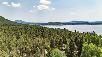 Prodej pozemku 3913 m², Doksy