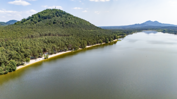 Prodej pozemku 3913 m², Doksy