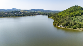 Prodej pozemku 3913 m², Doksy