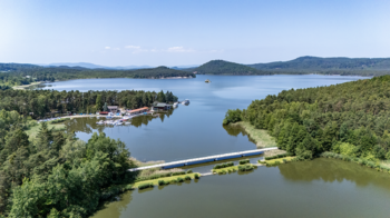Prodej pozemku 3913 m², Doksy