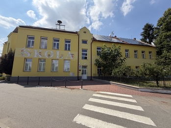 škola Brumovice - Prodej pozemku 323 m², Brumovice