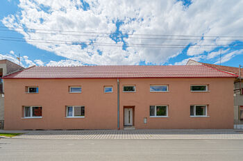 Prodej domu 217 m², Vážany