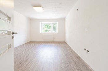 Prodej domu 217 m², Vážany