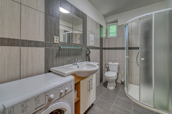 Prodej domu 215 m², Radvanice