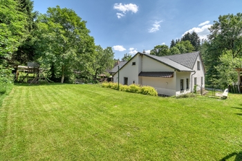 Prodej domu 215 m², Radvanice