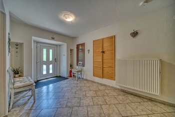 Prodej domu 215 m², Radvanice
