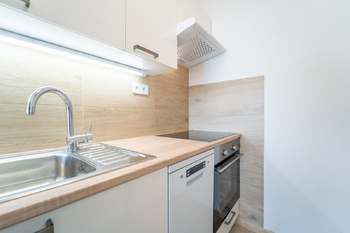 Pronájem bytu 2+kk v družstevním vlastnictví 49 m², Praha 4 - Háje