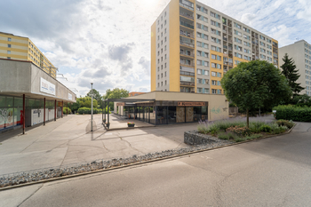 Pronájem bytu 2+kk v družstevním vlastnictví 49 m², Praha 4 - Háje