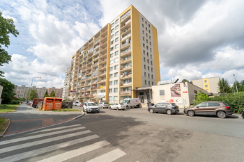 Pronájem bytu 2+kk v družstevním vlastnictví 49 m², Praha 4 - Háje