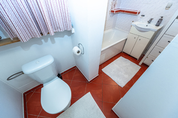 Prodej bytu 3+1 v osobním vlastnictví 62 m², Praha 9 - Vinoř