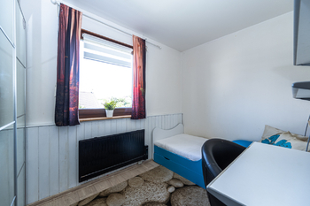 Prodej bytu 3+1 v osobním vlastnictví 62 m², Praha 9 - Vinoř