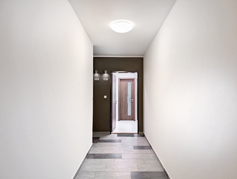Pronájem bytu 2+kk v družstevním vlastnictví 55 m², Praha 5 - Hlubočepy