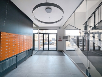 Pronájem bytu 2+kk v družstevním vlastnictví 55 m², Praha 5 - Hlubočepy