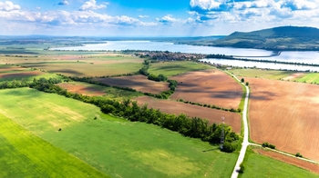 pohled na soubor pozemků - Prodej pozemku 72617 m², Pouzdřany
