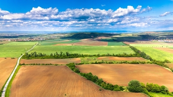 pohled na soubor pozemků - Prodej pozemku 72617 m², Pouzdřany