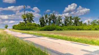 pohled od silnice - Prodej pozemku 72617 m², Pouzdřany