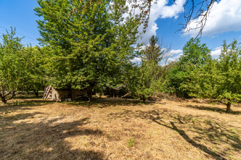 Prodej pozemku 1432 m², Praha 5 - Řeporyje