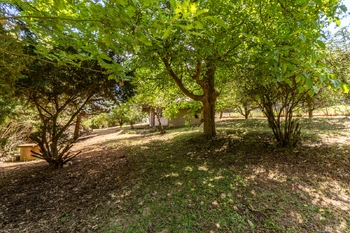 Prodej pozemku 1432 m², Praha 5 - Řeporyje