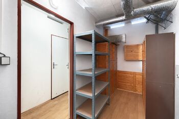 Sklep. - Prodej bytu 2+kk v družstevním vlastnictví 42 m², Jindřichův Hradec