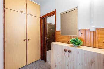 Předsíň + chodba. - Prodej bytu 2+kk v družstevním vlastnictví 42 m², Jindřichův Hradec