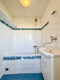 Prodej bytu 3+1 v osobním vlastnictví 56 m², Pardubice