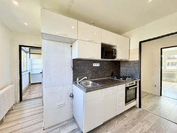 Prodej bytu 3+1 v osobním vlastnictví 56 m², Pardubice