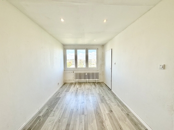 Prodej bytu 3+1 v osobním vlastnictví 56 m², Pardubice