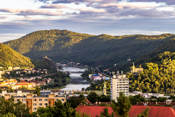 Výhled Větruše, Labe, hrad a celé údolí - Prodej bytu 3+1 v osobním vlastnictví 60 m², Ústí nad Labem