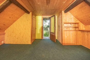 Pokoj v patře - Prodej chaty / chalupy 80 m², Čižice