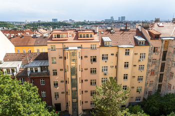 Prodej bytu 2+kk v osobním vlastnictví 62 m², Praha 10 - Vršovice